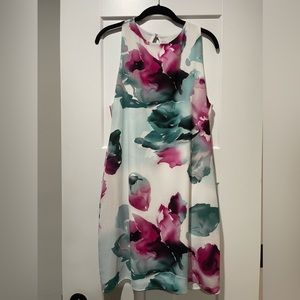 Floral shift dress. Size Large